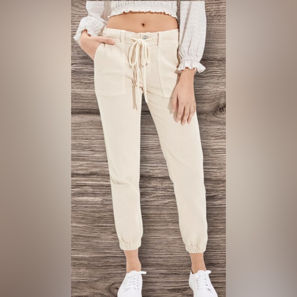 American Eagle Outfitters Beige Joggers